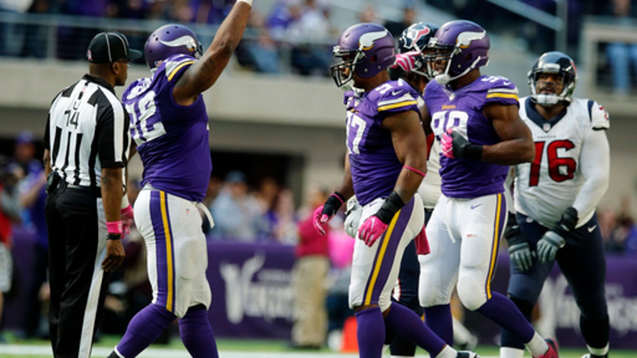 ICYMI in NFL's Week 5: Vikings lone unbeaten, minus QB, RB